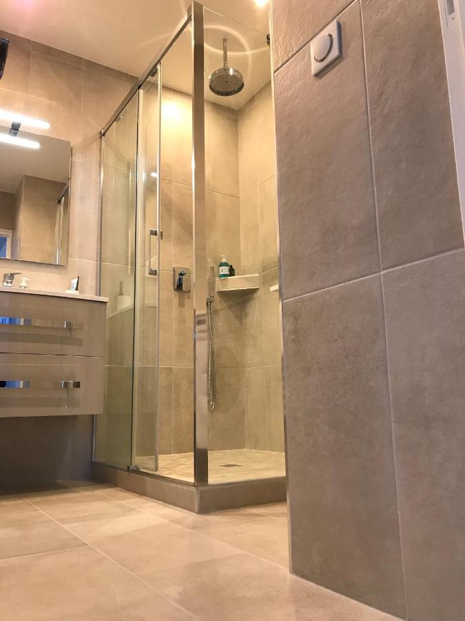 Appartement Plein Centre Saint Florent Face Au Port מראה חיצוני תמונה